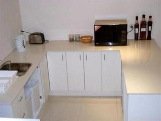 Manly House 2*
